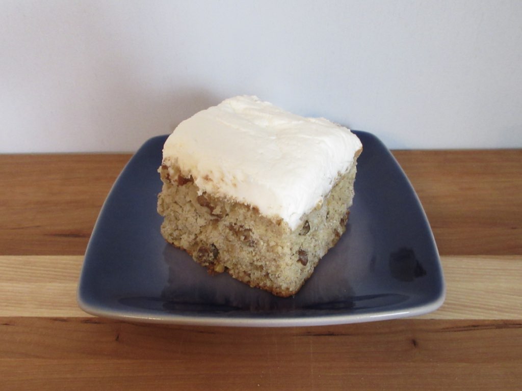 banana walnut cake