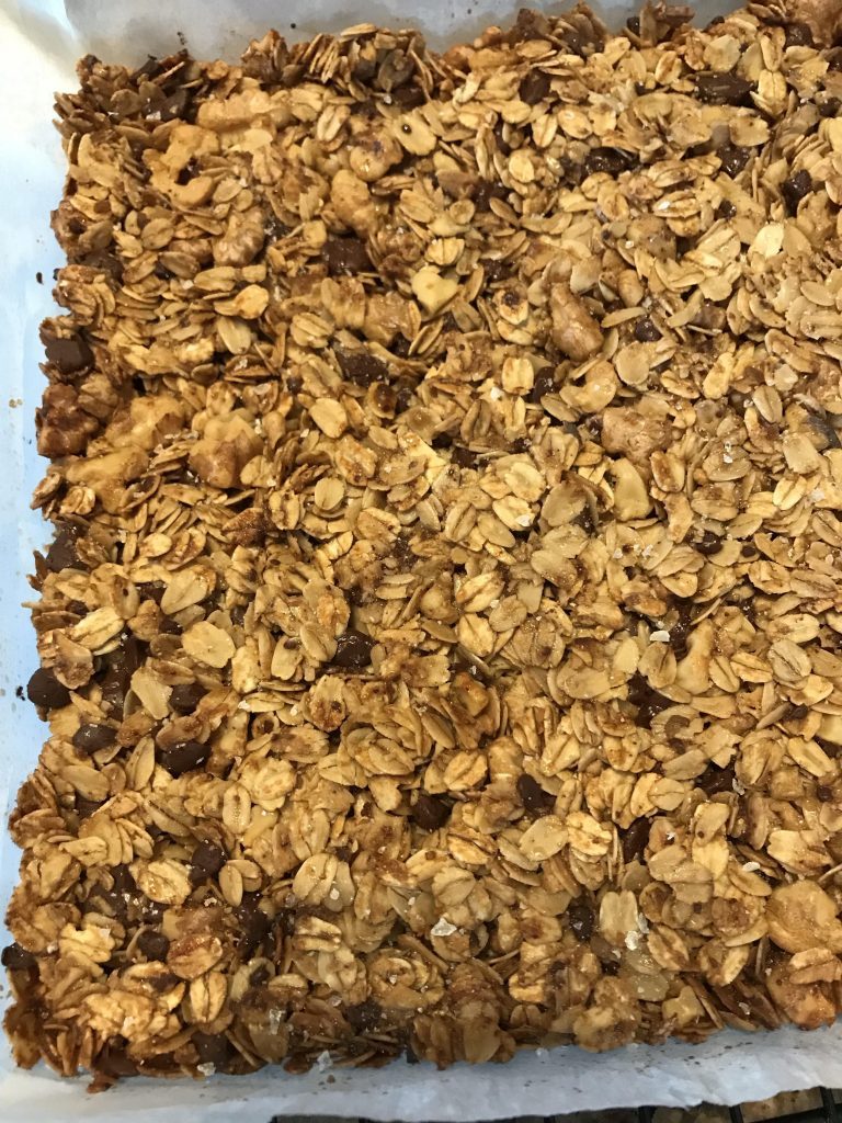 sweet and spicy sriracha granola bars