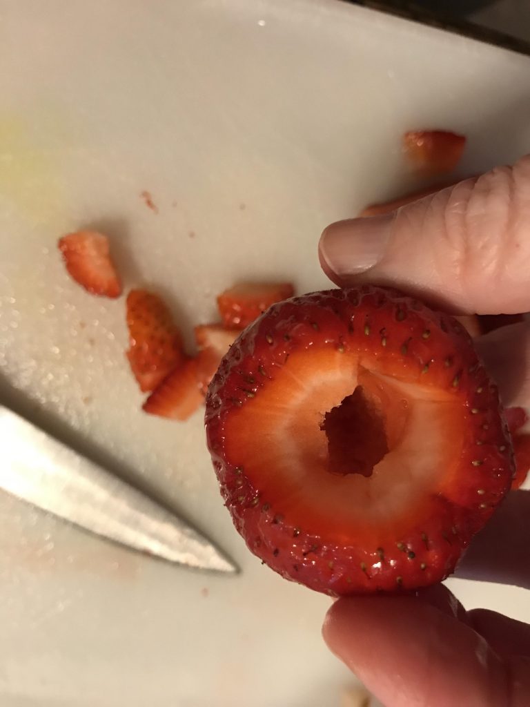 easily hull a strawberry