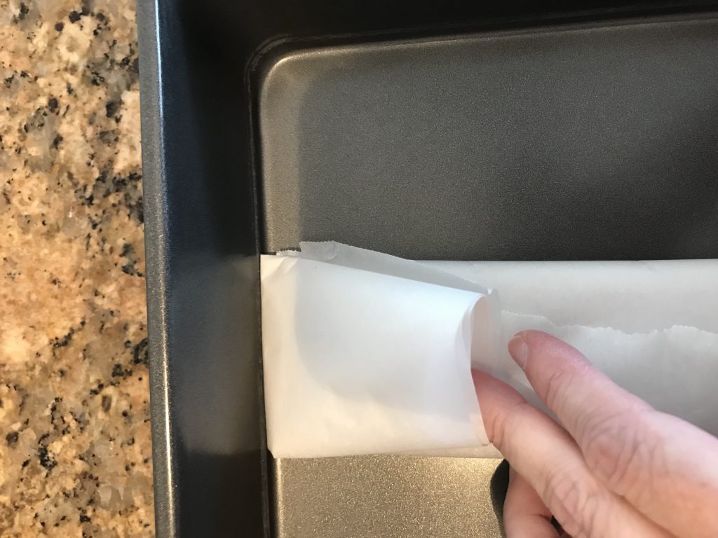 Lining a Cake Pan