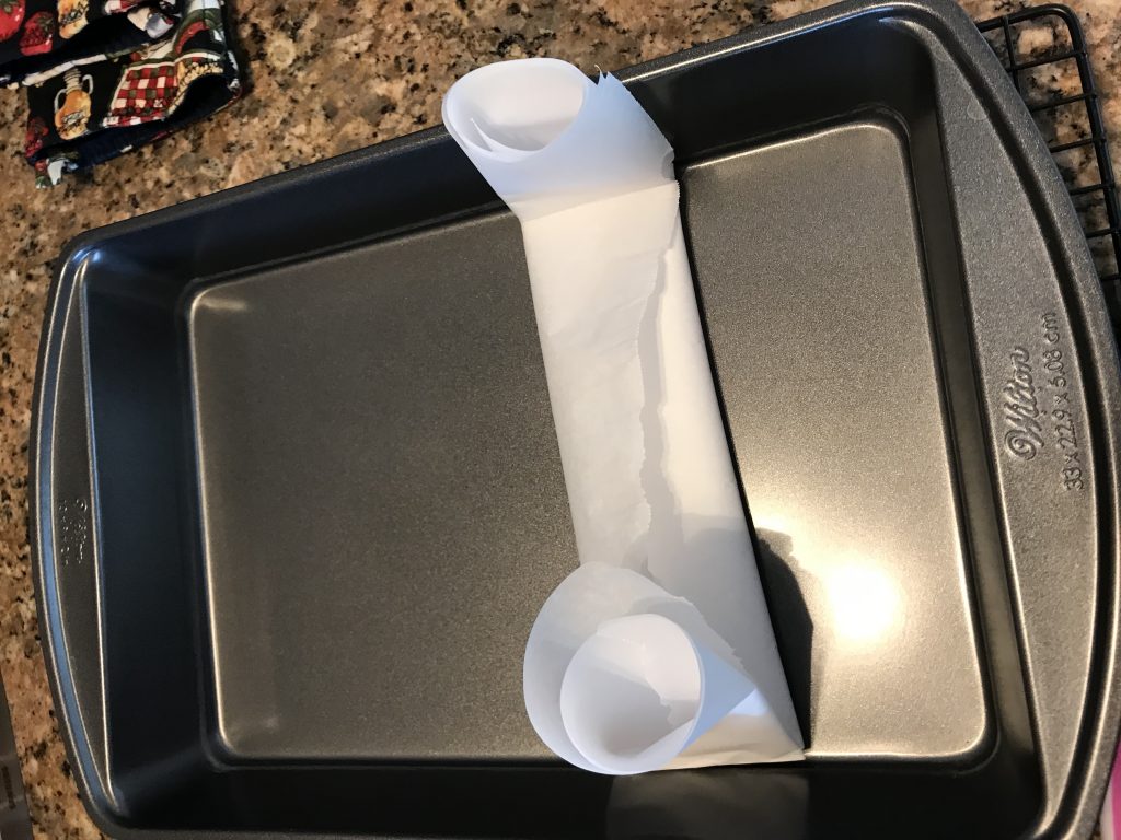 Lining a Cake Pan