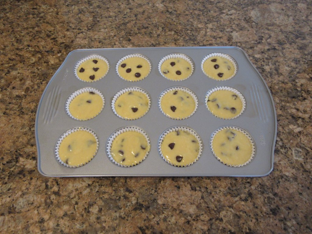 chocolate chip muffins