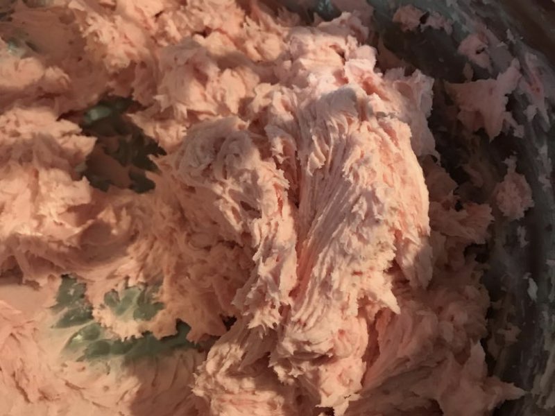 Razzmatazz raspberry buttercream frosting