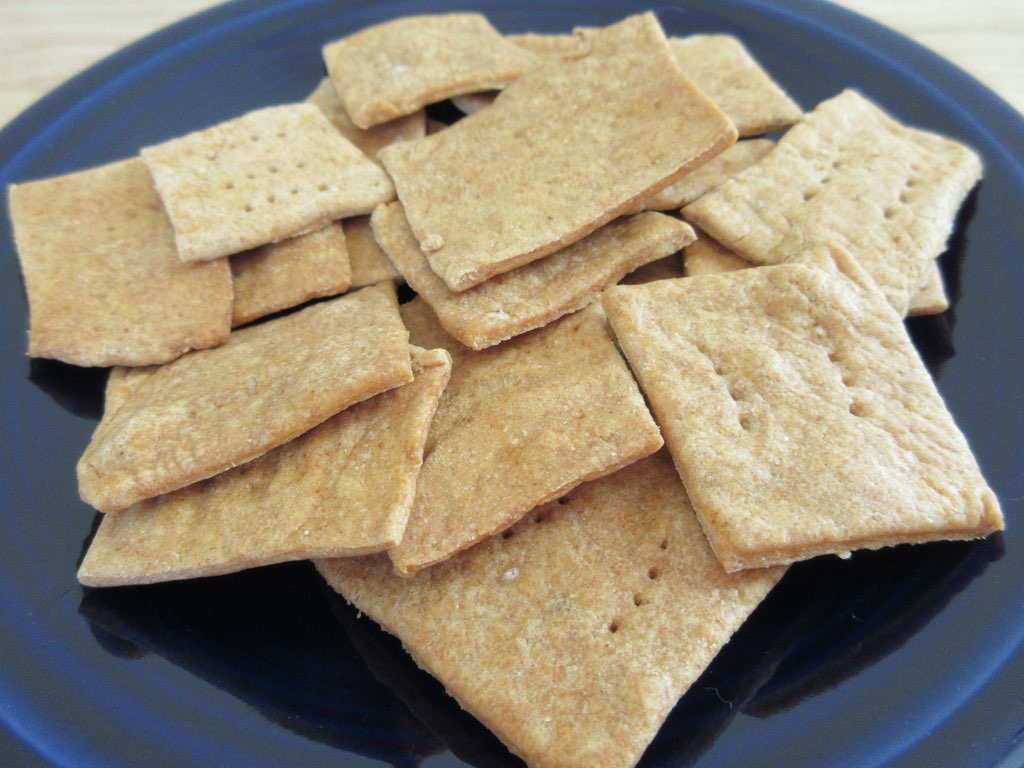 Spicy Sourdough Crackers Featured Image