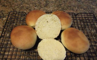 Easy and Delicious Hamburger Buns for your Cookout