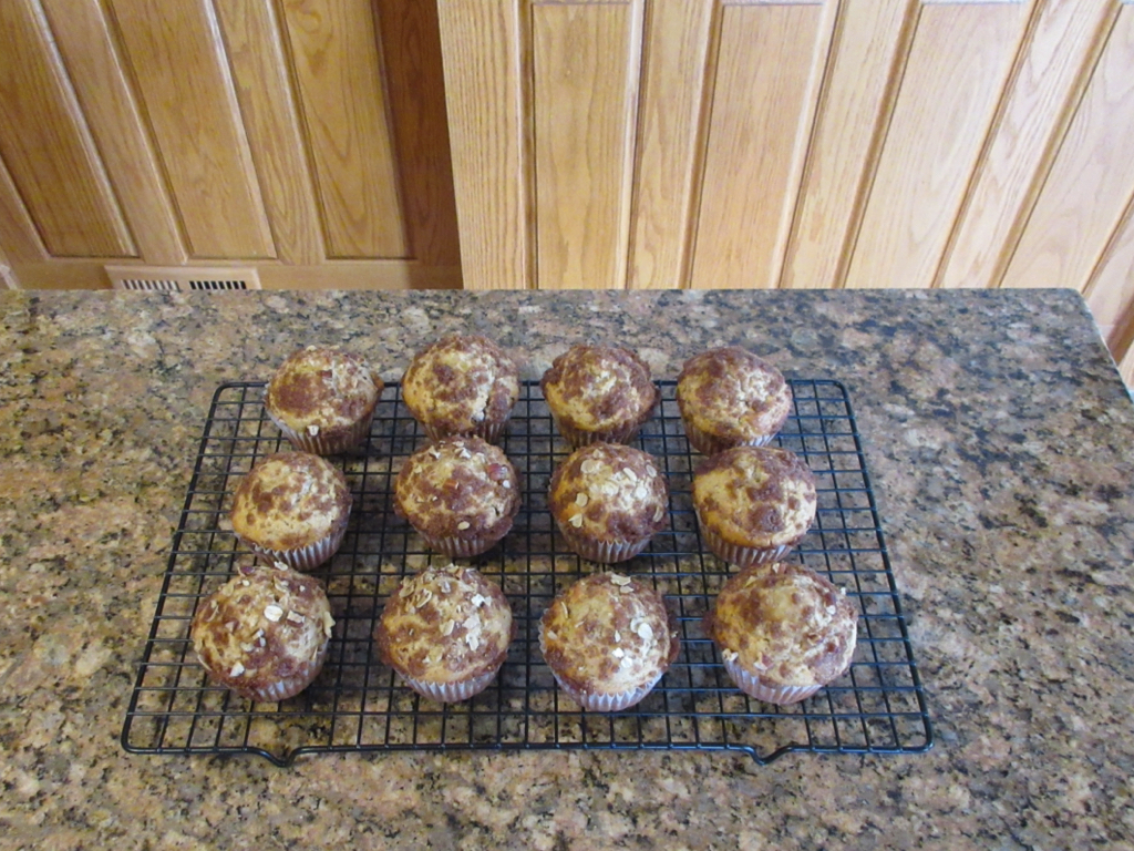 cinnamon crunch muffins