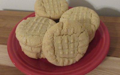 Peanut Butter Cookies Your Friends Will Not Stop Eating