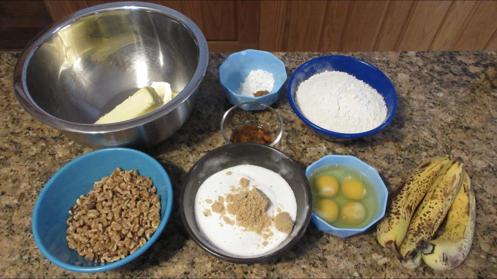 banana walnut cake